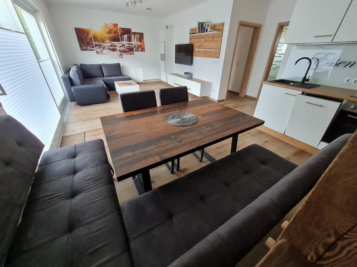 Ferienwohnung Jekarie Weimar  Ruang foto